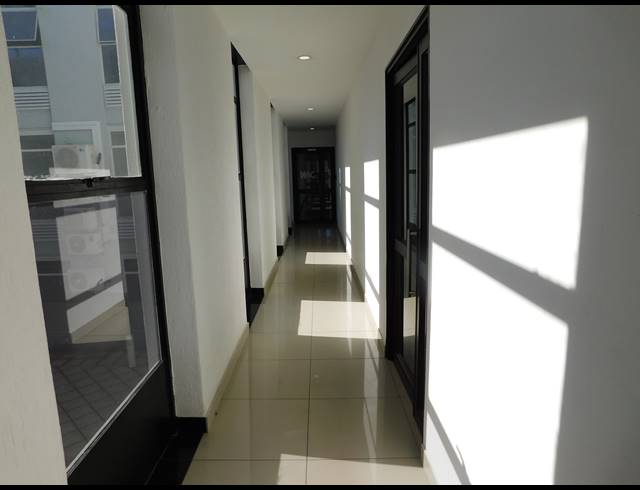 157M² OFFICE TO LET IN CRAIGHALL